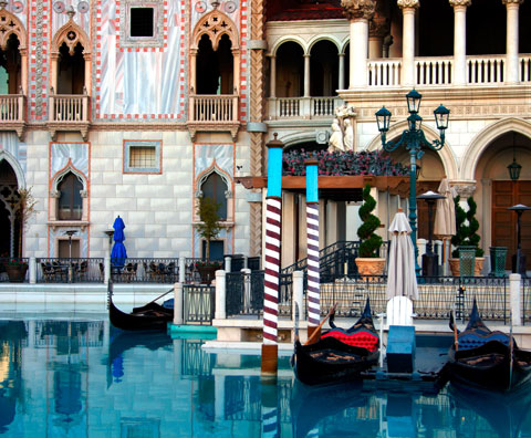 自动化备份的短信轰机轰炸app下载